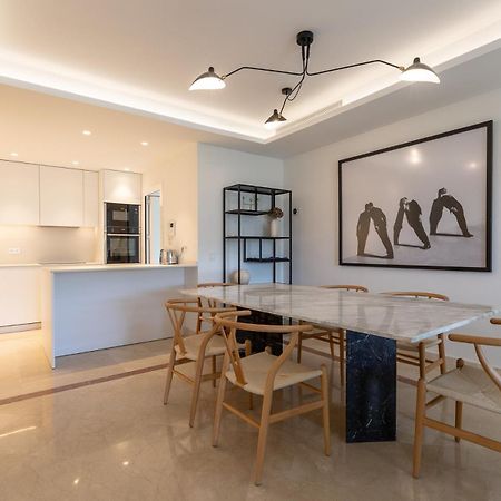 Lujoso Apartamento Con Piscina En Paseo Maritimo มาร์เบยา ภายนอก รูปภาพ