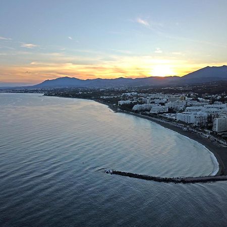 Lujoso Apartamento Con Piscina En Paseo Maritimo มาร์เบยา ภายนอก รูปภาพ