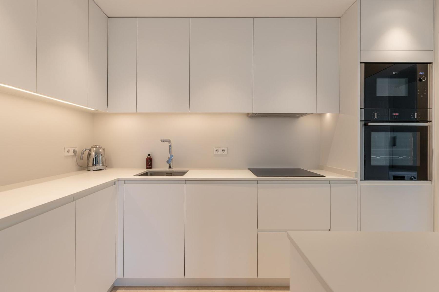 Lujoso Apartamento Con Piscina En Paseo Maritimo มาร์เบยา ภายนอก รูปภาพ